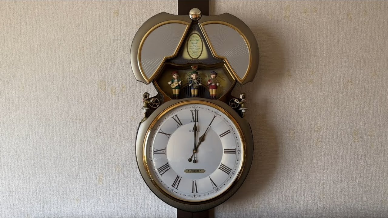 SEIKO Puppet RE515B からくり時計 - YouTube
