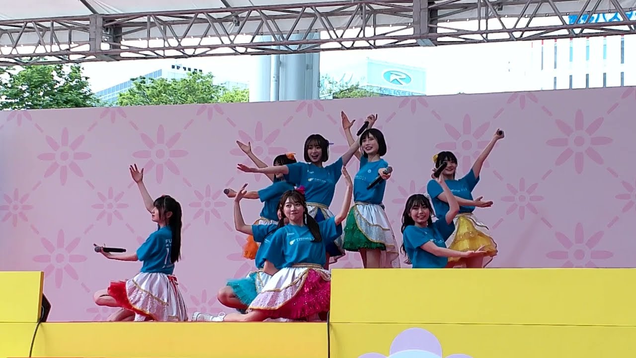 福岡マラソン2023 大会テーマソング『靴紐』披露！！ - YouTube