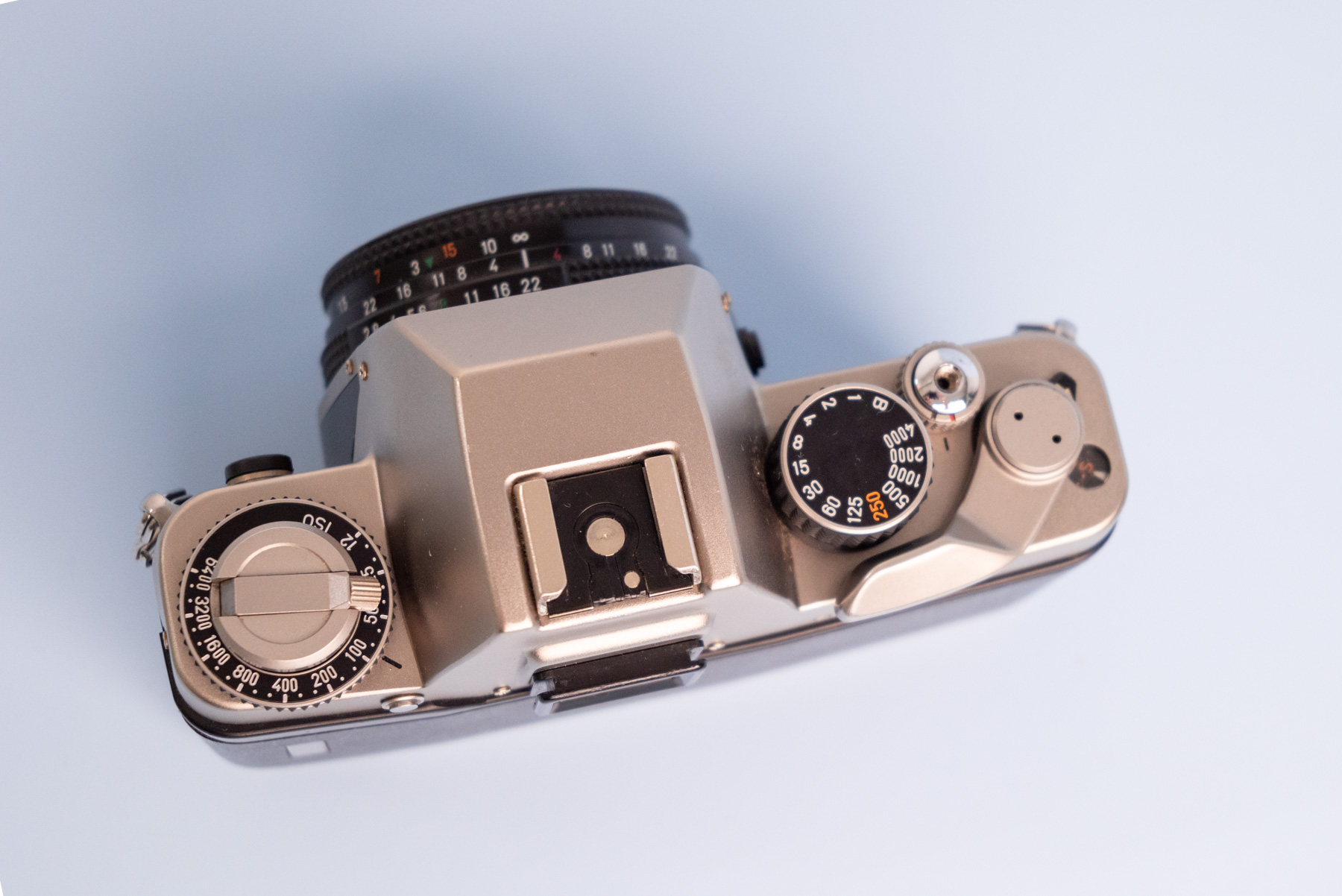Contax S2 Review - A No Frills Titanium 35mm SLR