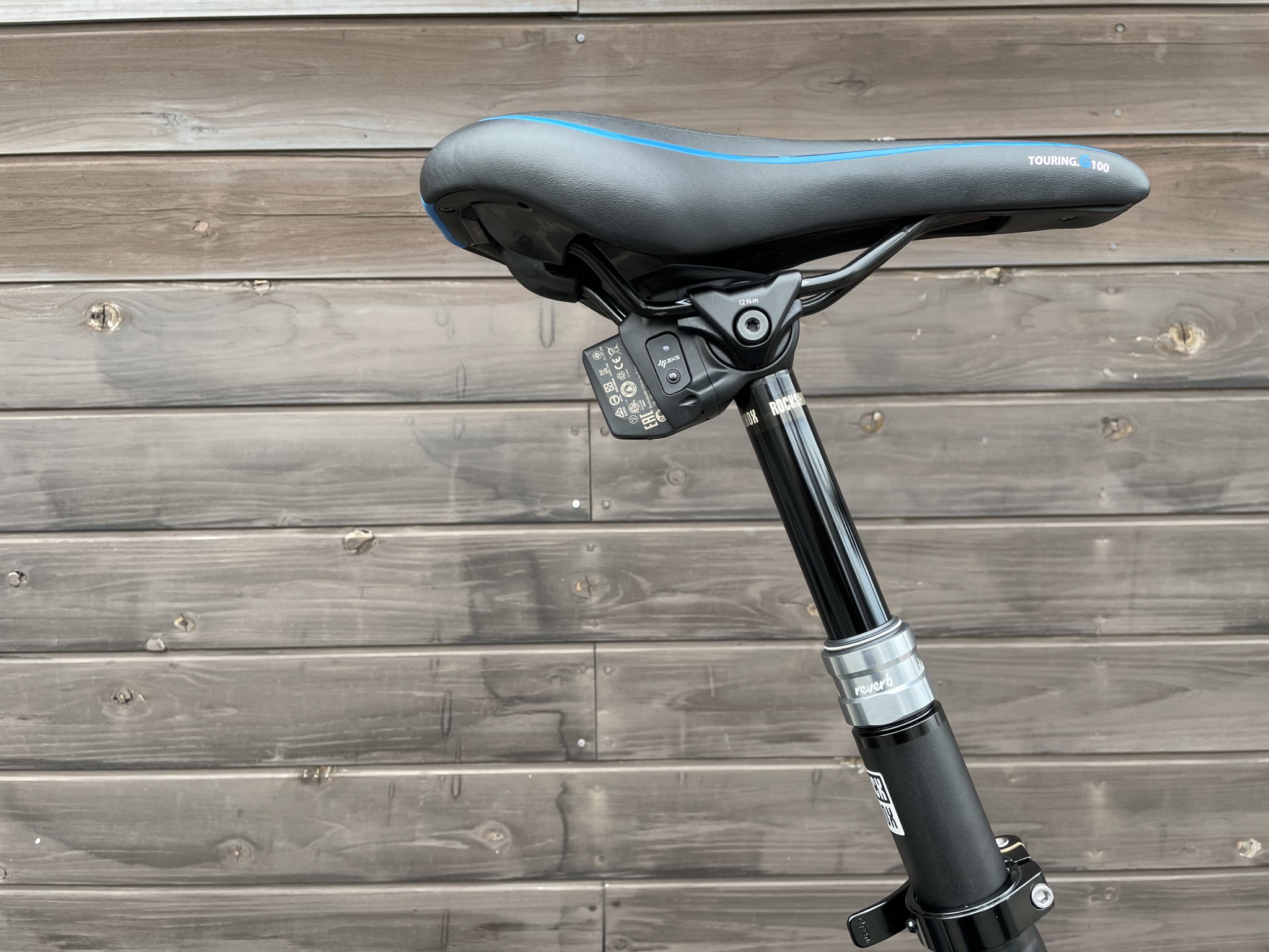 ワイヤレス電動シートポスト -ROCKSHOX- – cyclemark サイクルマーク