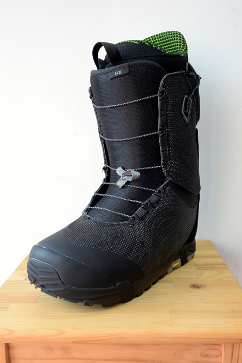 USBで充電できるあったかインナーブーツ BURTON TOTER LINER – A-BONY