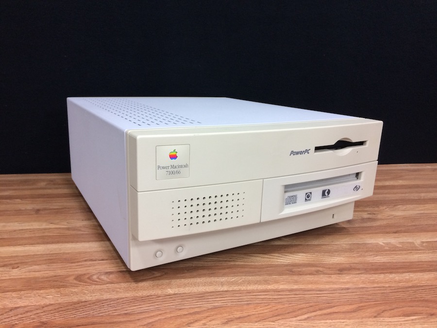 Power Macintosh 7100 – Apple Rescue of Denver