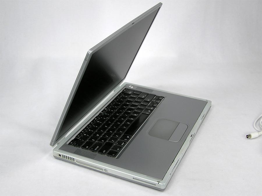 PowerBook G4 Titanium – Apple Rescue of Denver