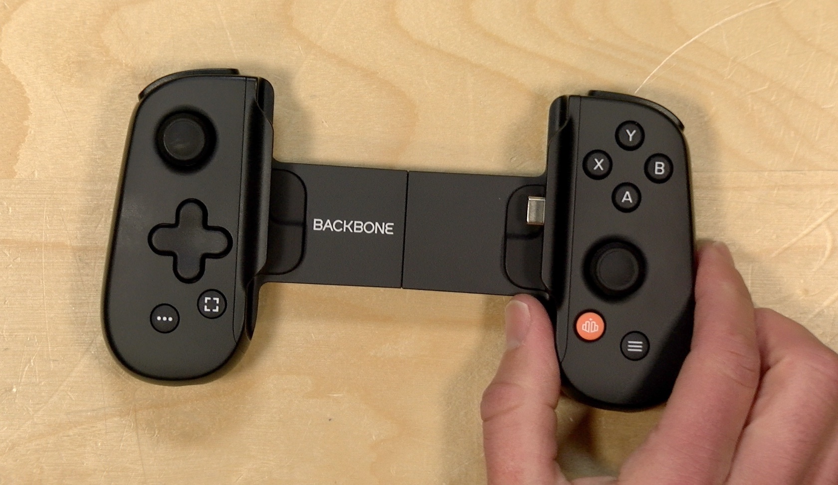 Backbone One 2nd Generation Smartphone Controller Review - Lon