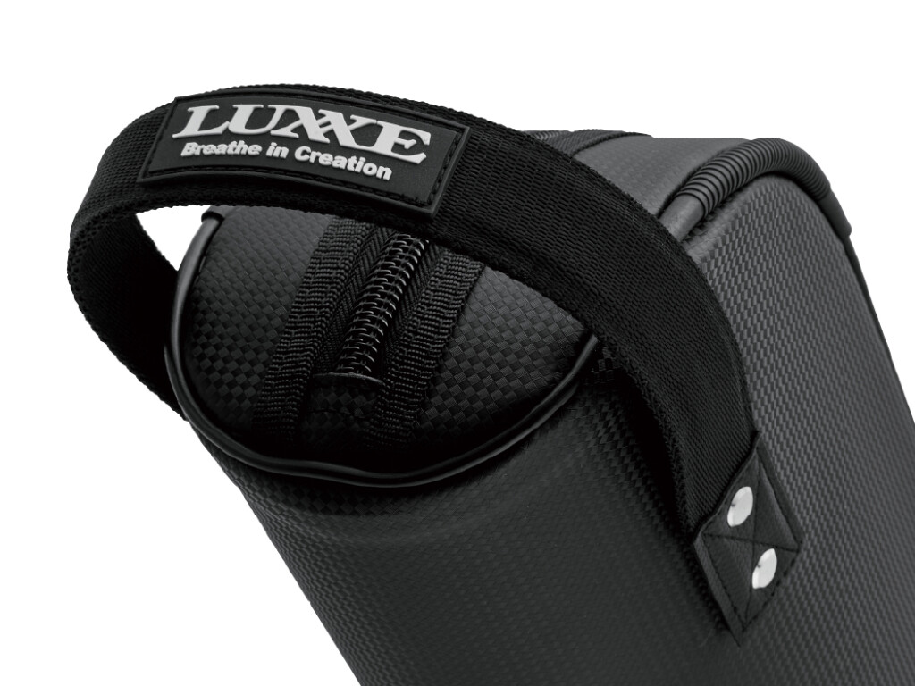 がまかつの〝超快適〟なセミハードロッドケースが、新P.V.C生地を