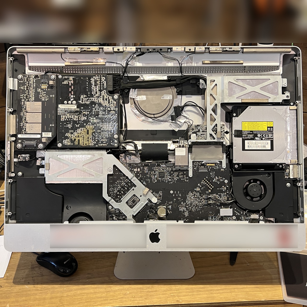 ジャンク】 iMac 27インチ Mid 2011 内蔵HDD取り外し済み iMac (27