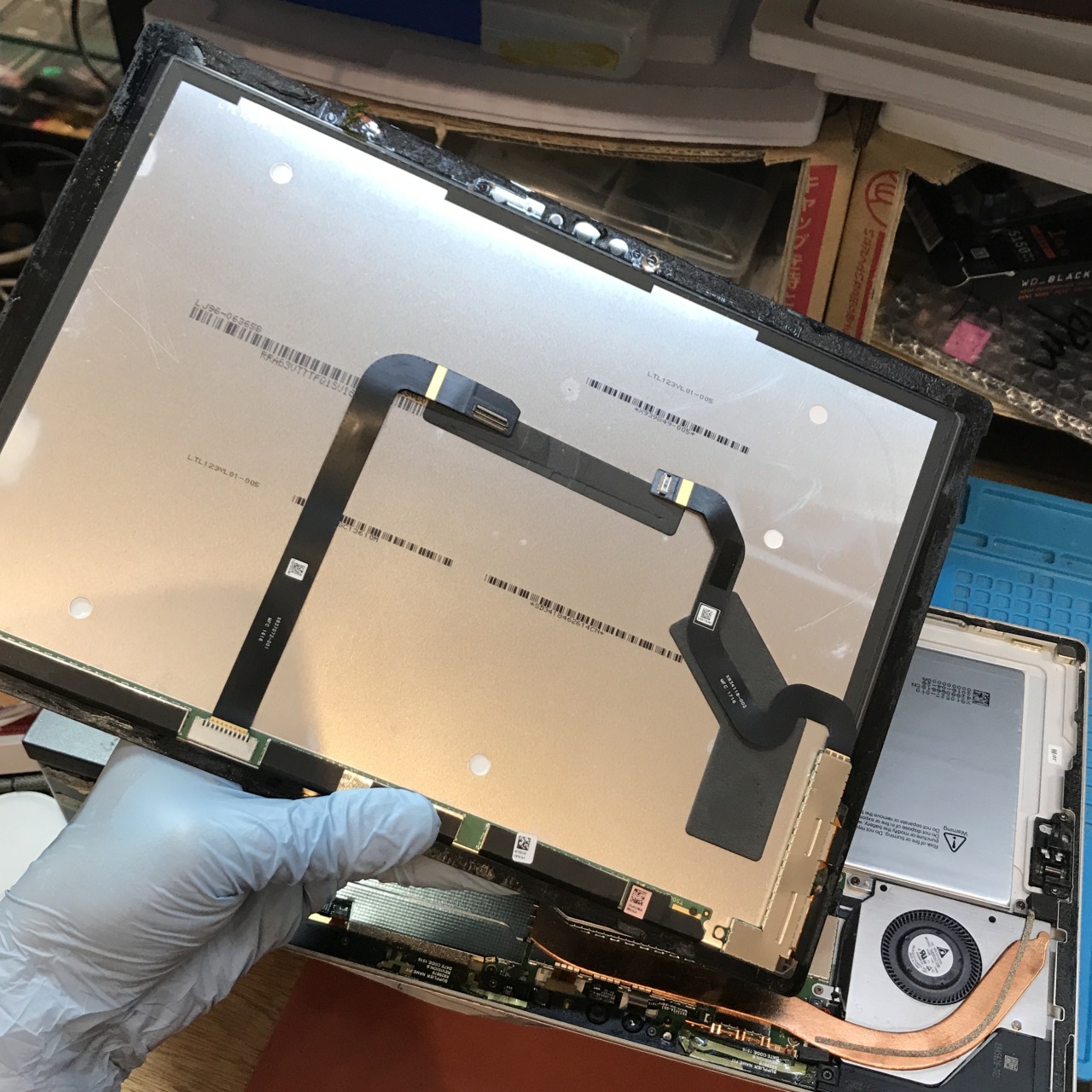 Surface Pro 4 model 1724 起動しない 初期化 バッテリー交換 修理