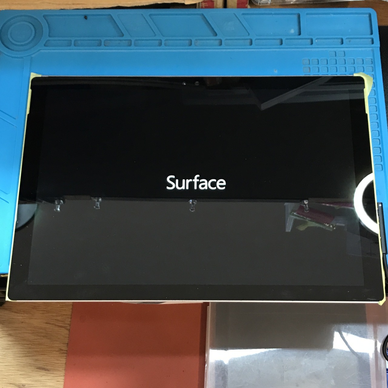 Surface Pro 4 model 1724 起動しない 初期化 バッテリー交換 修理
