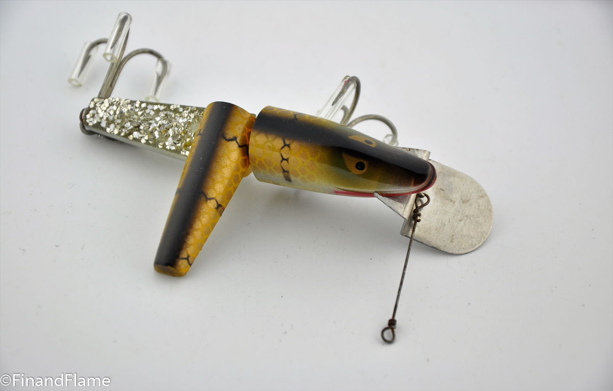 Heddon Scissortail Fishing Lure - Fin & Flame