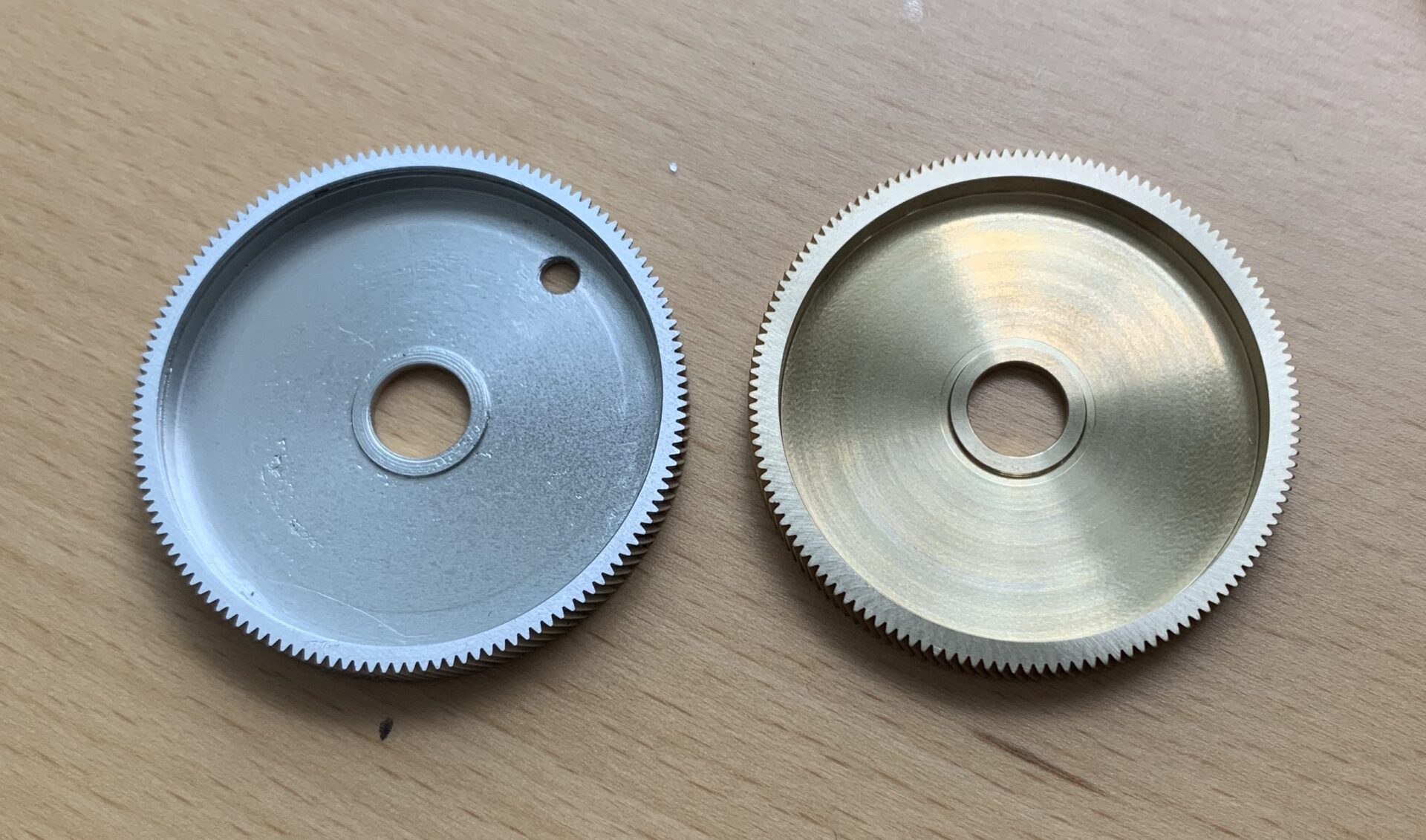 メタニウムmgl(XG)のドライブギアはブラスギアのスコーピオンmglと互換