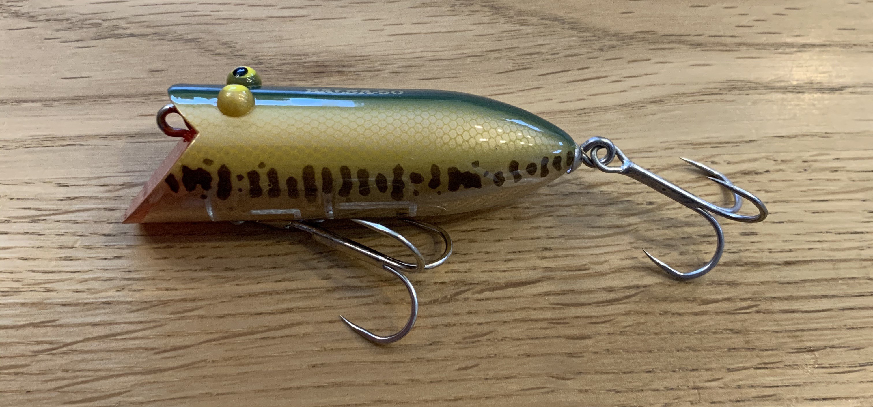 ザウルス セラフ トップウォータールアー交渉ありです ザウルス が倒産