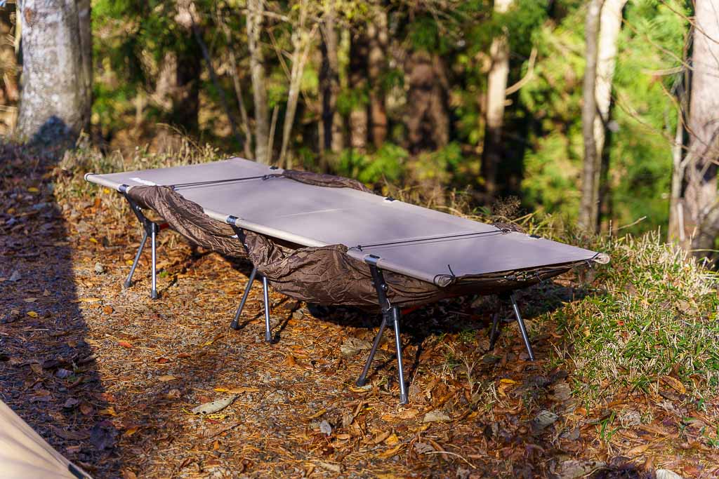 冬ハンモック泊用のアンダーキルトをコットに装着してみたら… | marupeinet