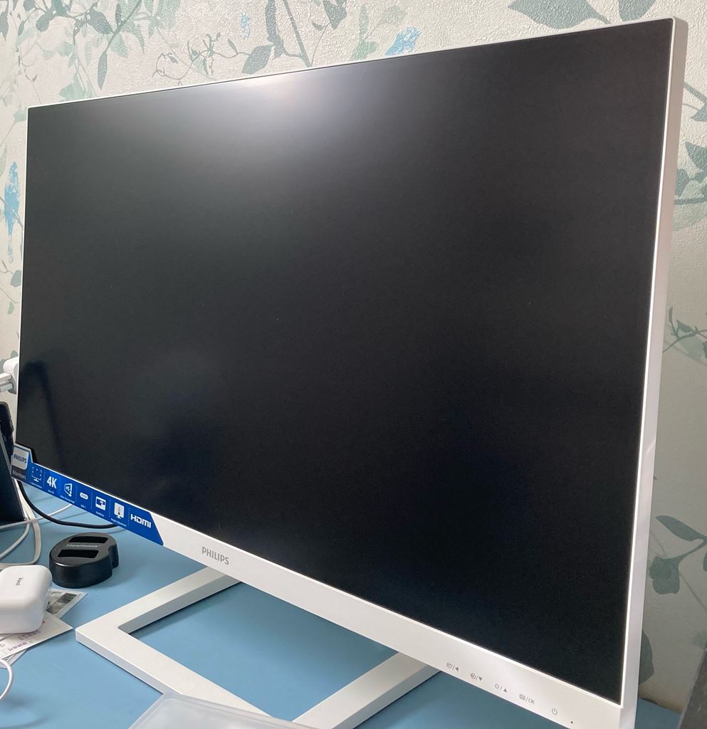 モニター】PHILIPS 279E1EW/11を買ってしまったが…前編 - らくブロ