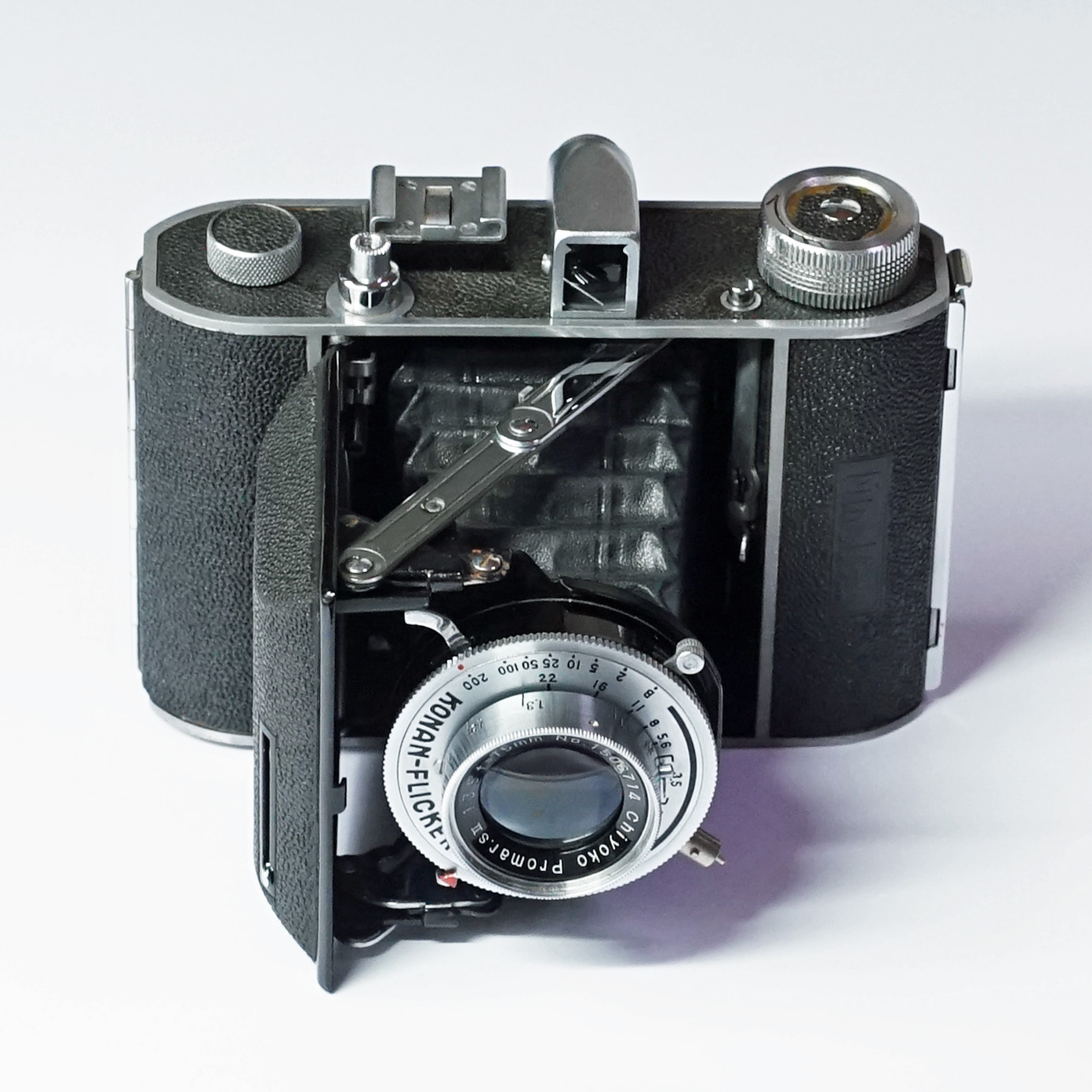 売り切れ MINOLTA SEMI P（中古 フィルムカメラ 中判 645サイズ