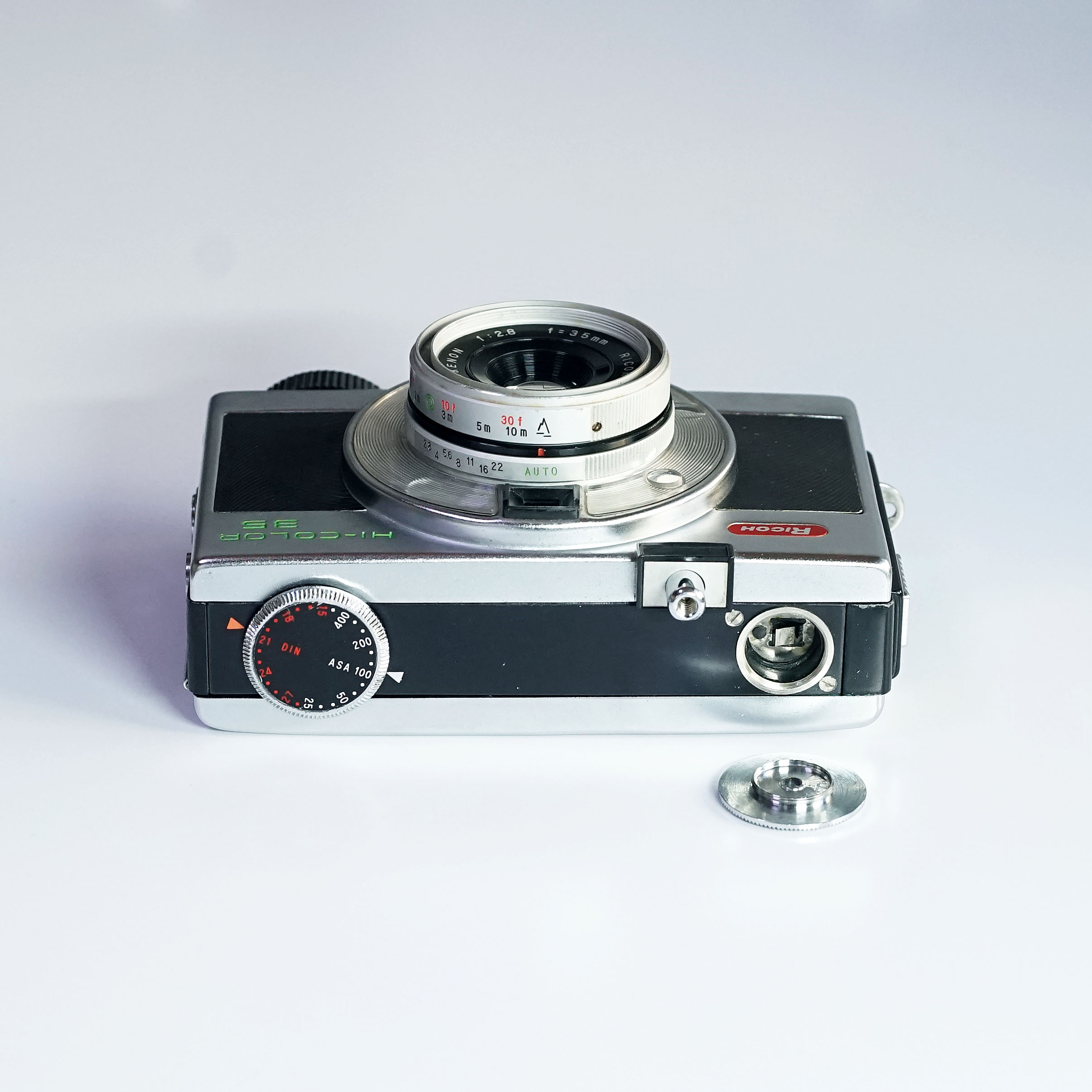 売り切れ RICOH HI-COLOR 35（中古 フィルムカメラ 35mm コンパクト