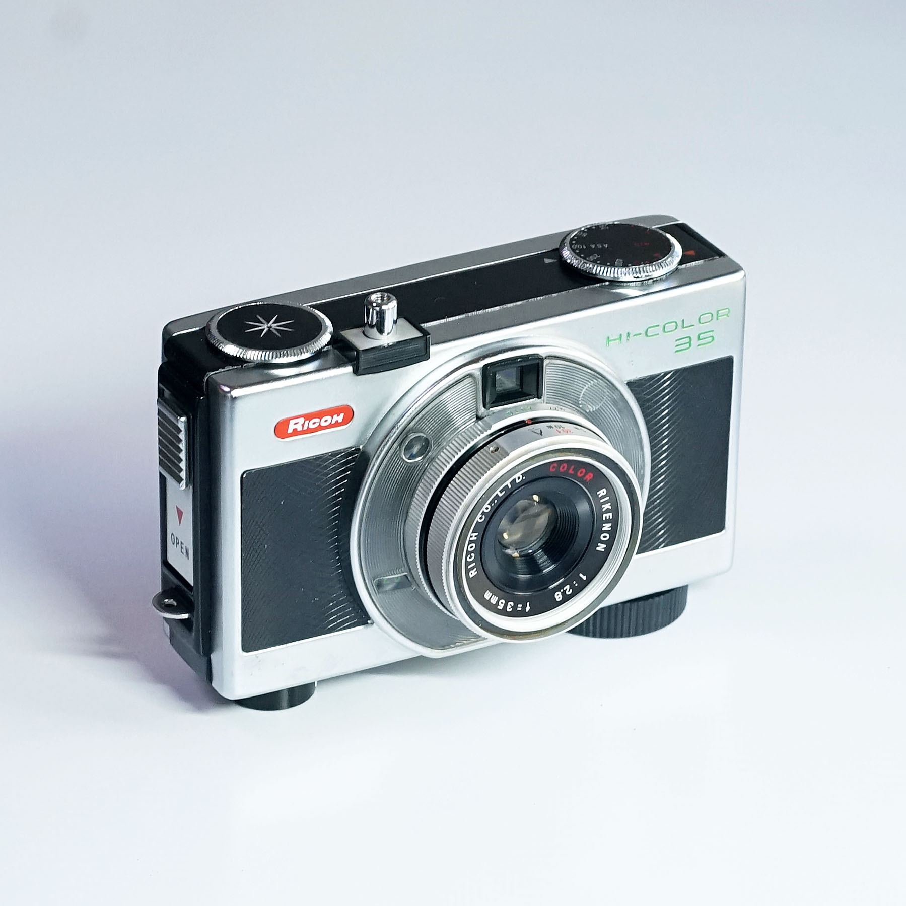 売り切れ RICOH HI-COLOR 35（中古 フィルムカメラ 35mm コンパクト