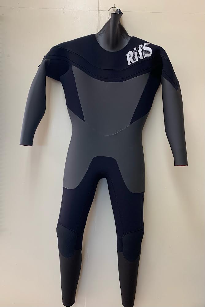 0-34-18.jpg?resize=668,1001&ssl=1