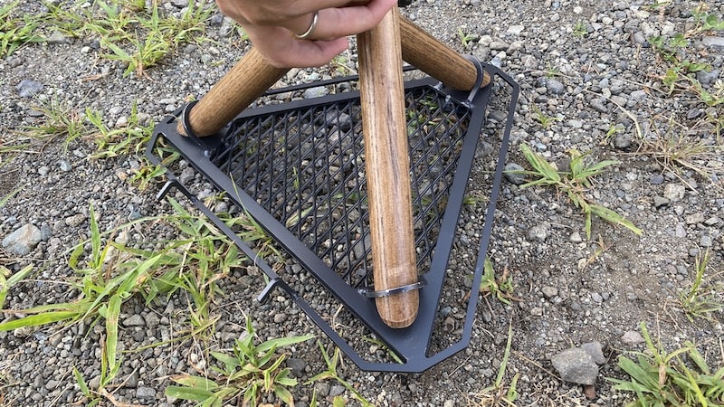 SomAbito（ソマビト）の焚き火side standが見た目・使い勝手が抜群！