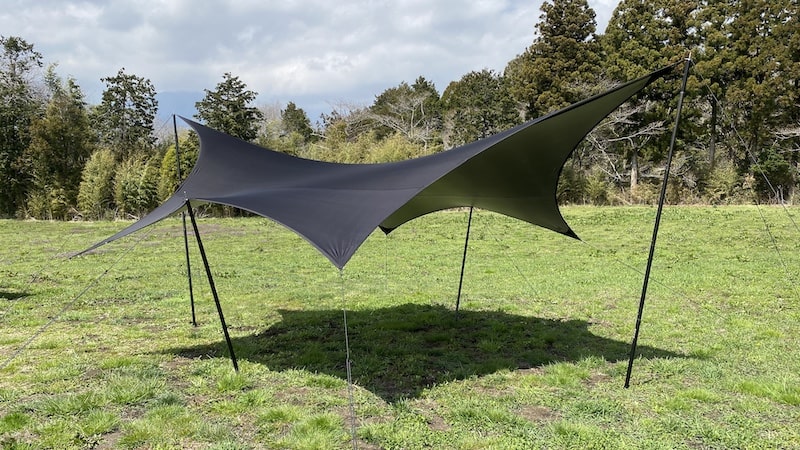allaboutoutdoorsのTECH TARP HEXAは誰でもピン張りできるストレッチ