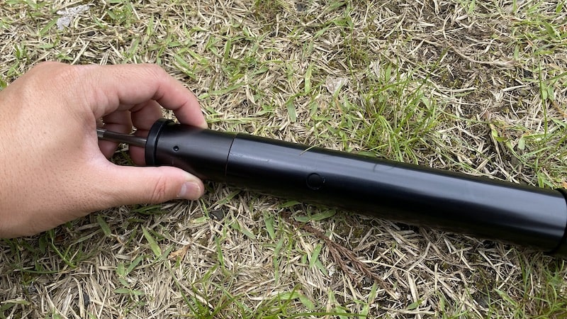 The Arthの伸縮式ポール「棒にょい」は1本でタープから跳ね上げまでOK！