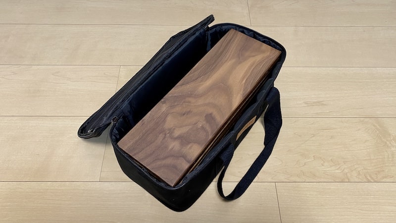 IGT規格のハーフユニット天板・ステンボックスをまとめて収納