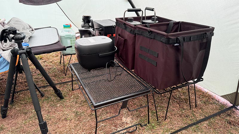 キャンピングムーンのスタッキングラックが便利！足をカスタムして低い