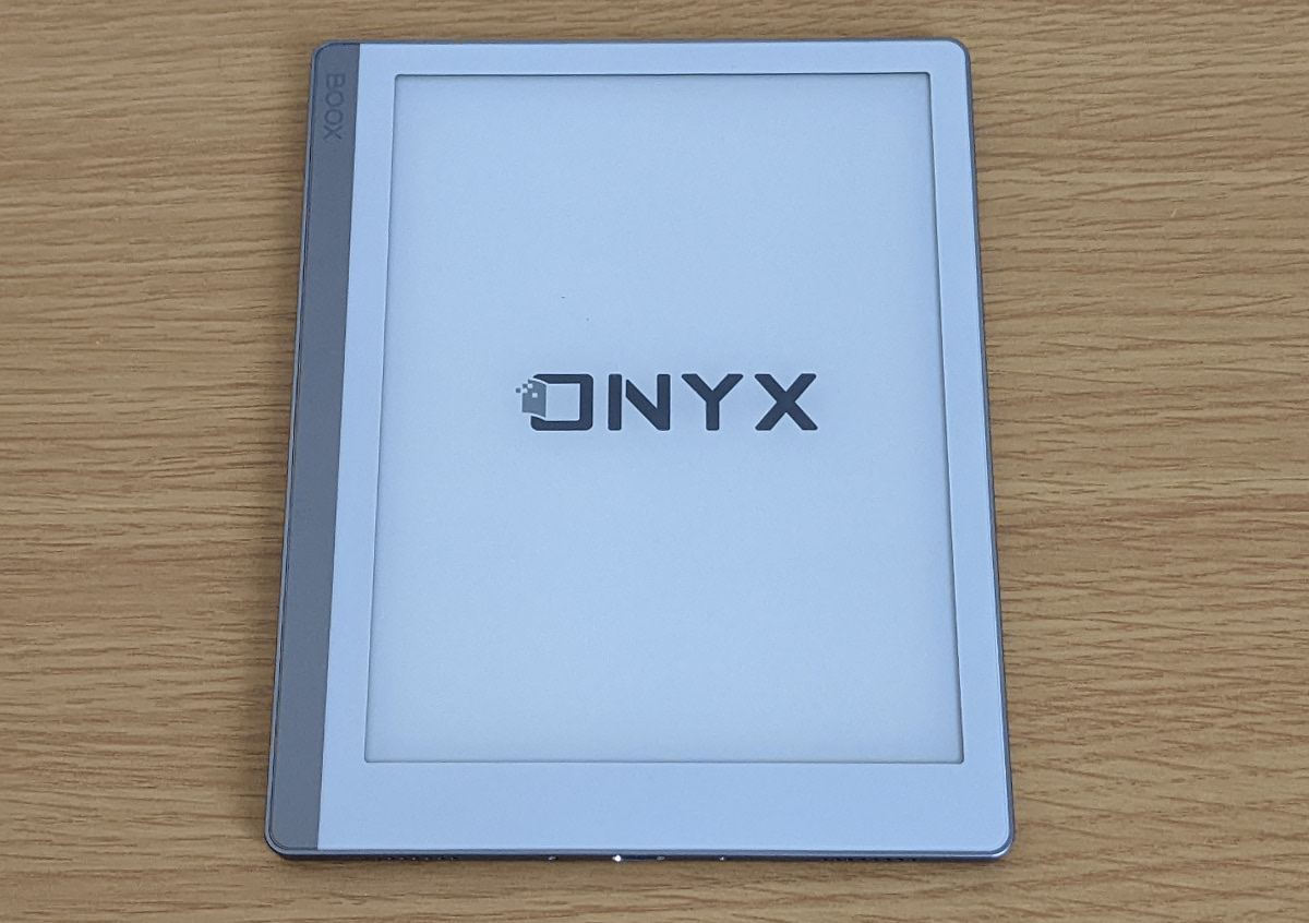 BOOX Leaf2 － コンパクトサイズで手頃な価格のE-Ink搭載Android