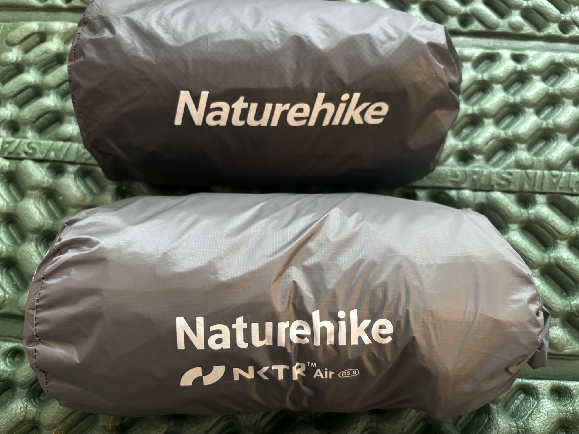 使用変更されたネイチャーハイクR5.8のエアーマットのレビュー/冬