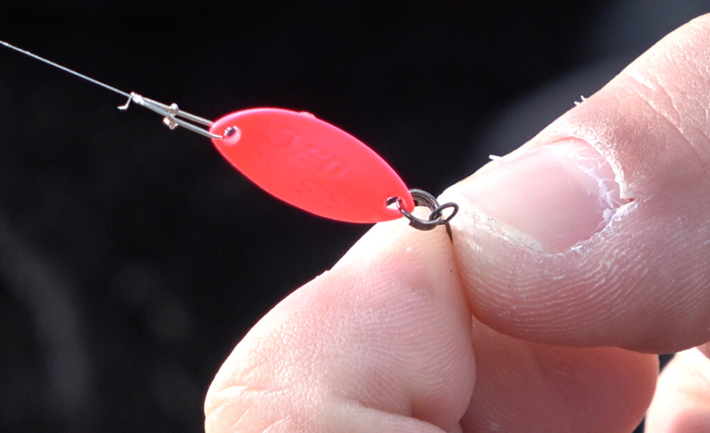 ヴァルケイン・赤羽根悟に直撃！2つのマイクロスプーン「ハイバースト