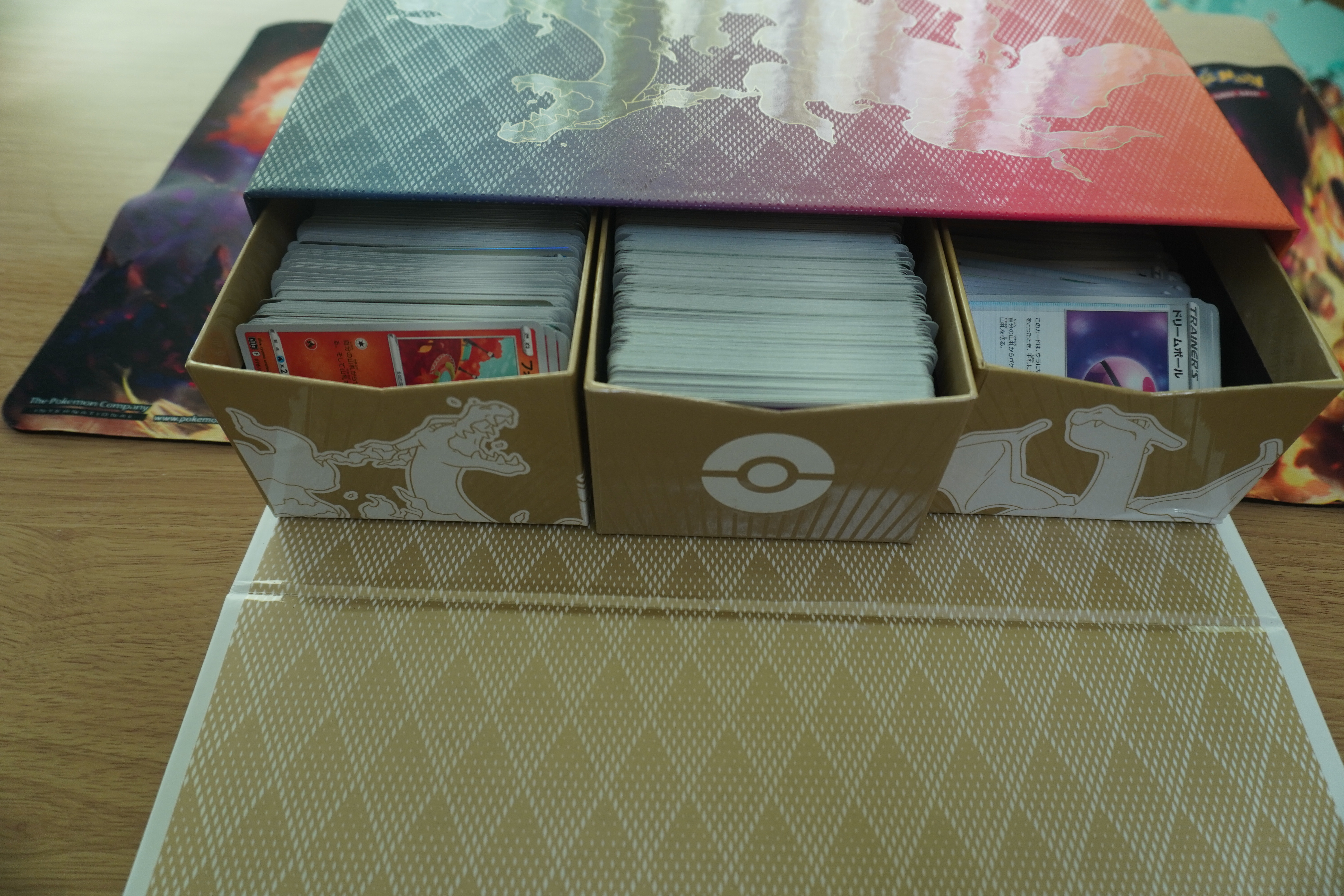 ポケカ】リザードンのウルトラプレミアムコレクションボックス開封