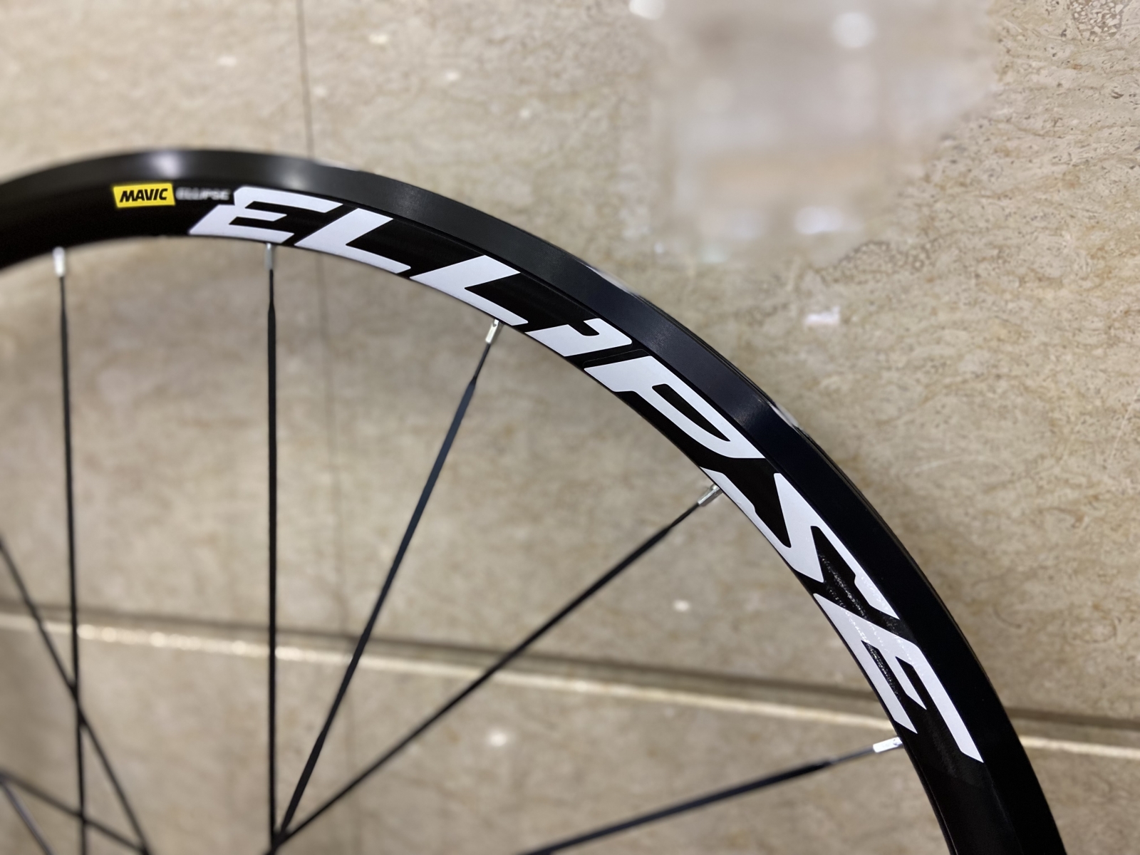 ピスト完組ホイール】あの名ホイールMAVIC ELLIPSEが入荷してまいり