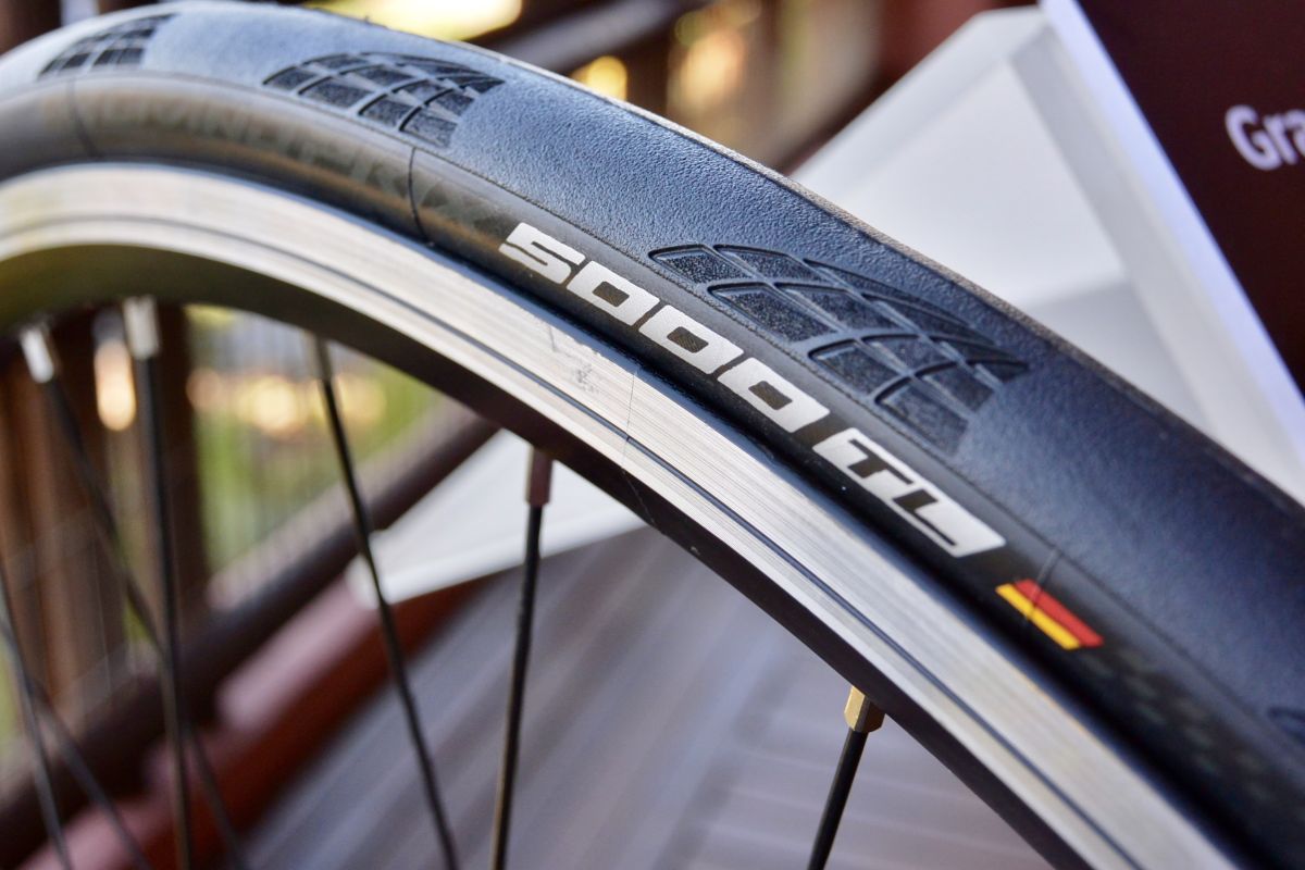 コンチネンタル『GP5000』が史上最高のロードタイヤである理由 | 十三