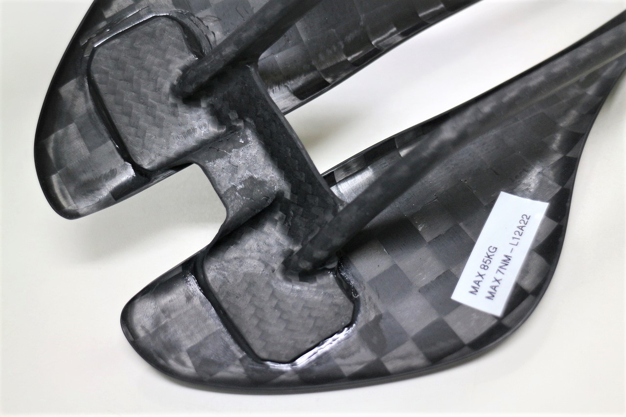 ALPITUDE】実測66g！超軽量カーボンサドルが再入荷！！ | 大阪で自転車