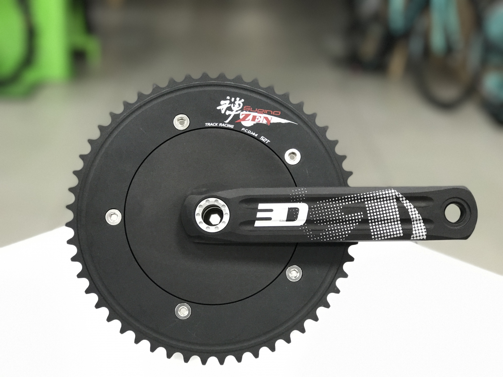 剛性・空力・軽量】ROTOR社製の最強クランクです。 | 大阪で自転車をお