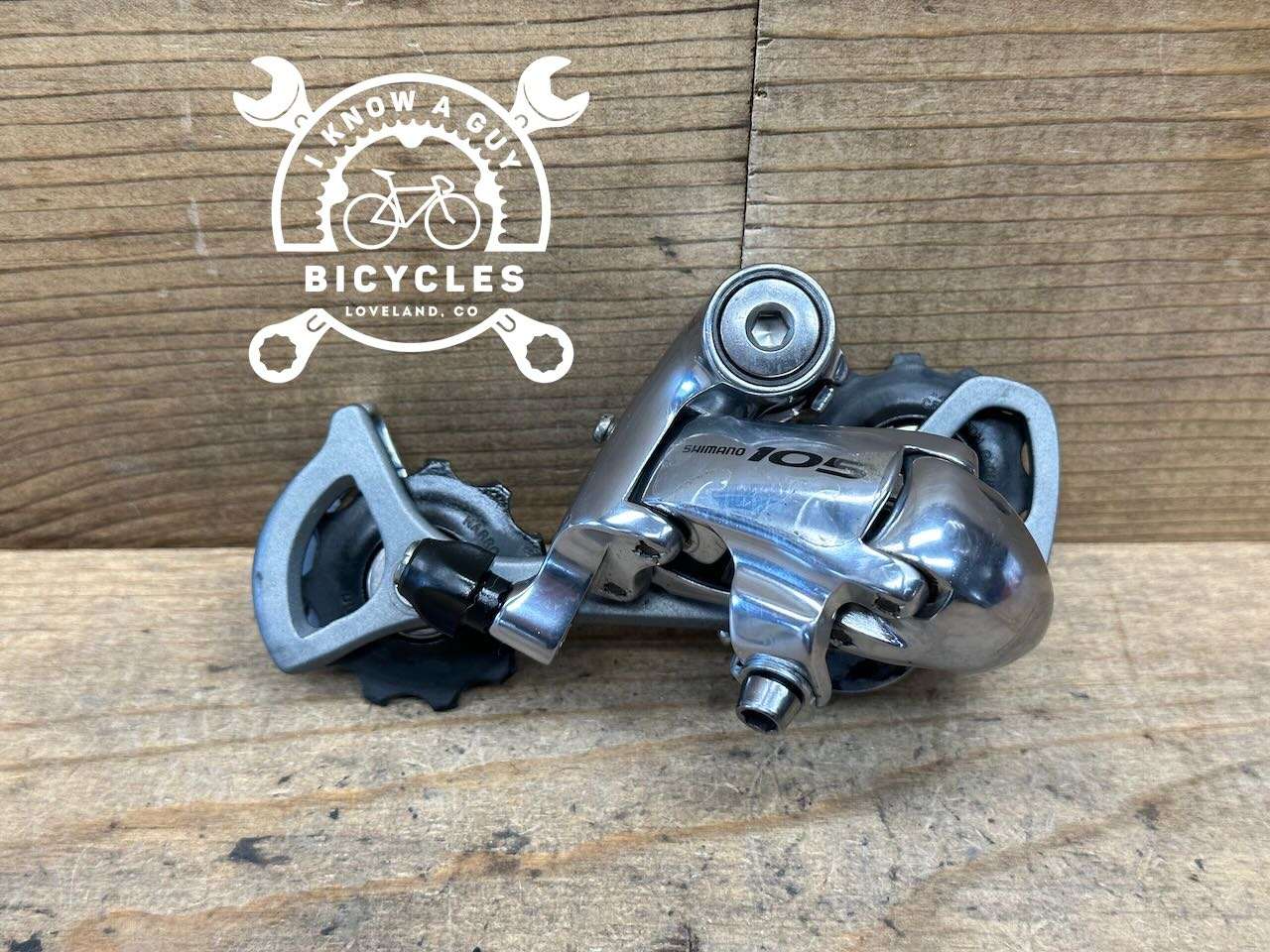 Shimano 105 RD-5600 Rear Derailleur - I Know a Guy Bicycles