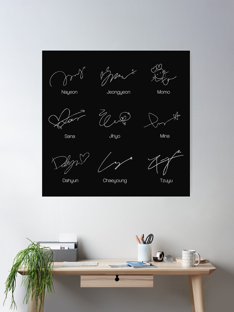 Twice autographs with name (White)