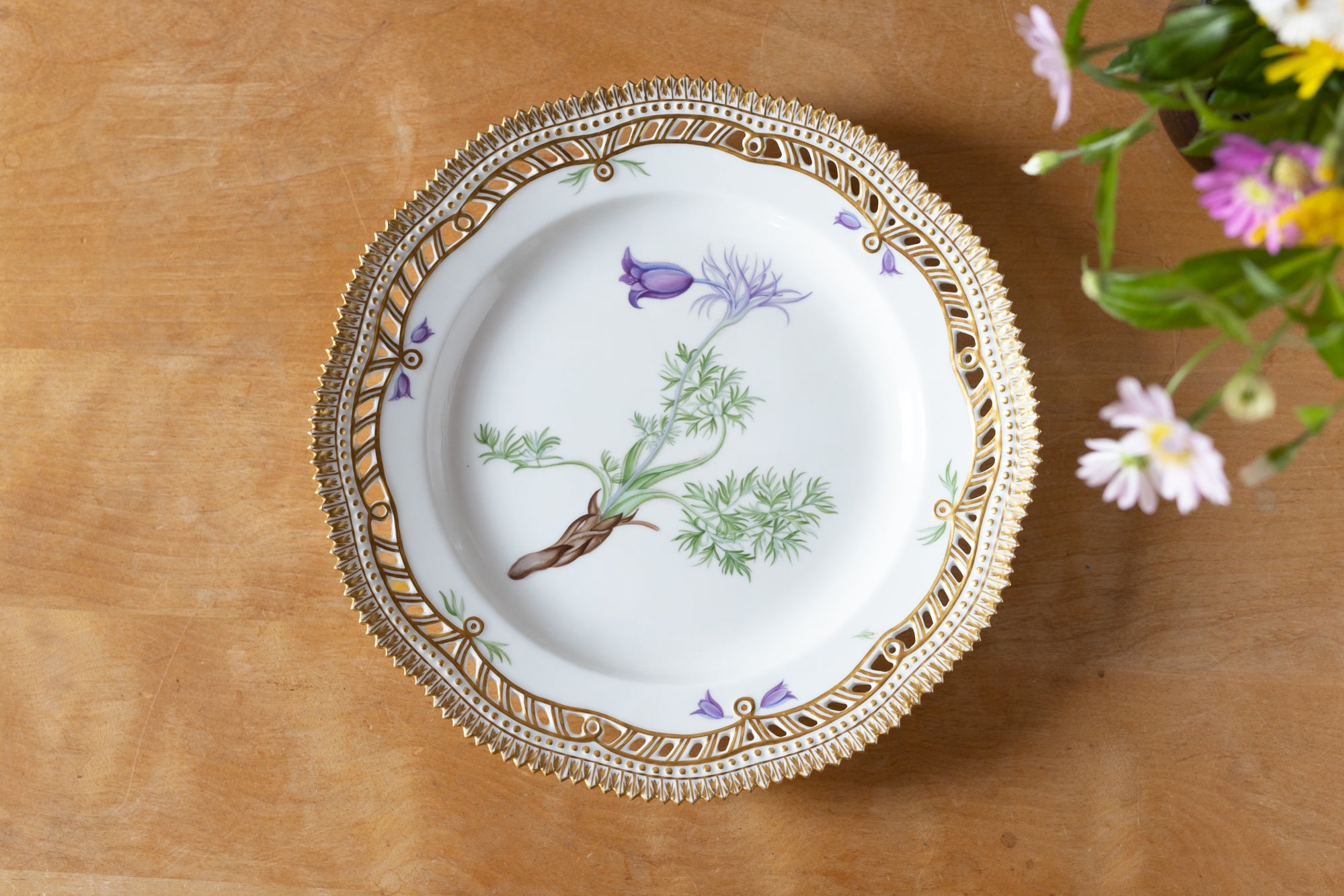 033_79274faf-f7fa-42a6-a7ad-