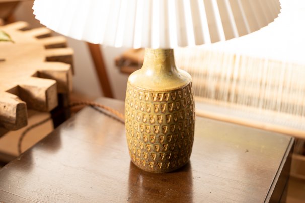 Søholm(スーホルム）テーブルランプ イエロー – Imaya