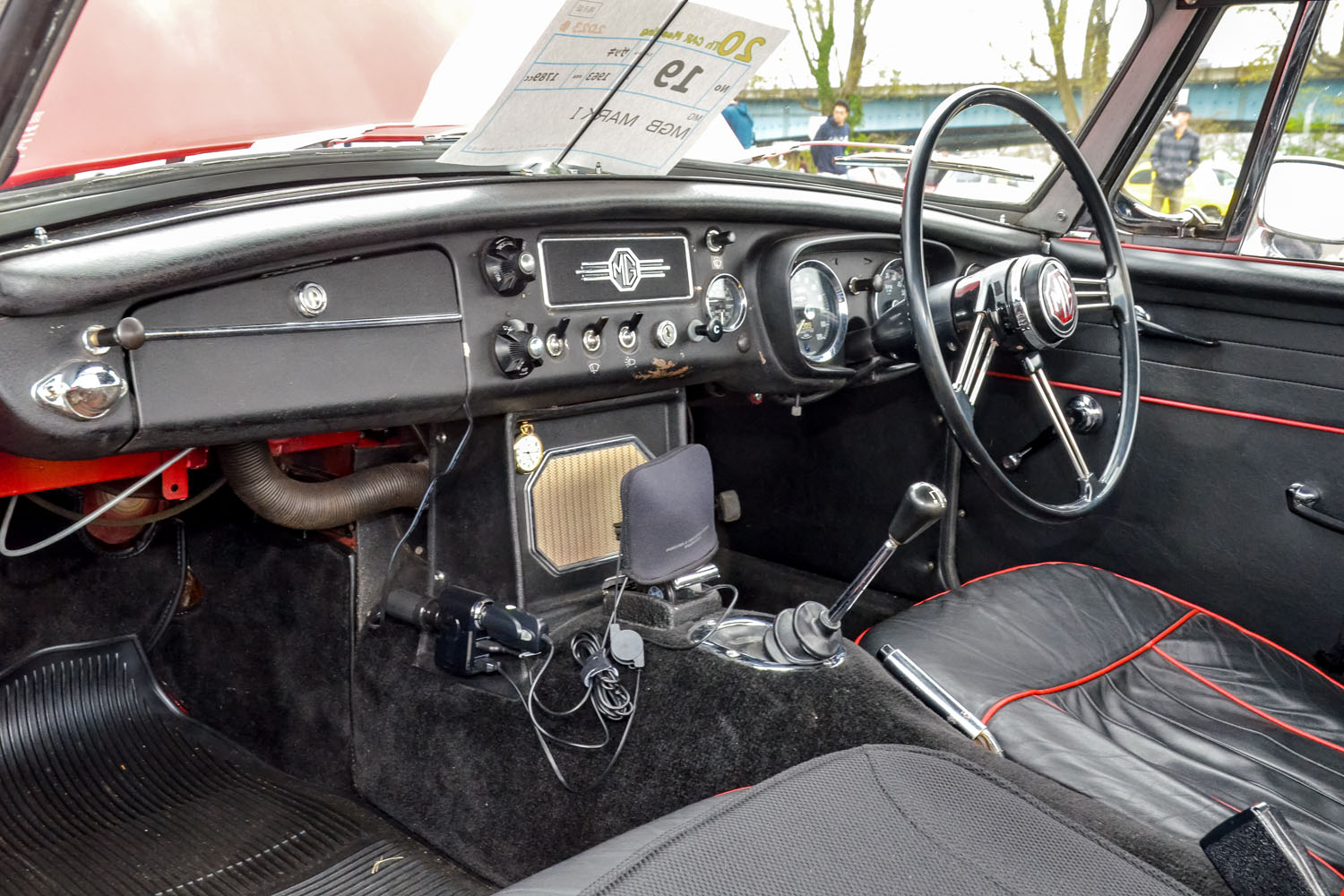 昭和30年代「スポーツカーといえばMG」だった！ 「911」に「スーパー