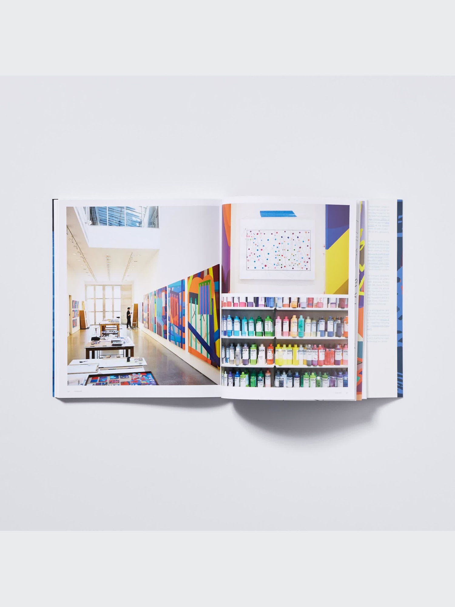 ユニクロ公式 | カウズ アートブック