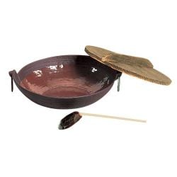 ヨドバシ.com - 東伸販売 五進 鉄ちり鍋(内面茶ホーロー仕上) 24cm