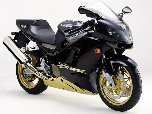 カワサキ（KAWASAKI）2002年 Ninja ZX-12R・フルモデルチェンジの
