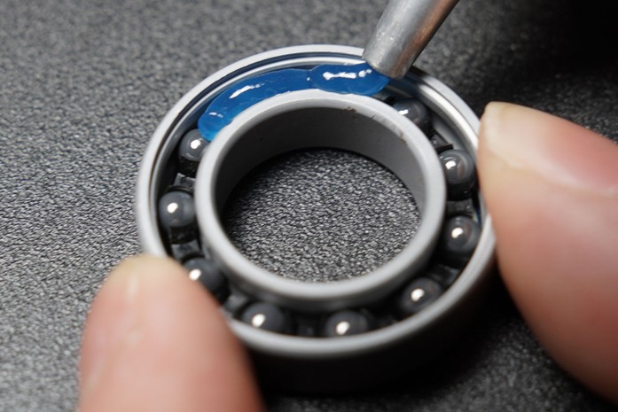 祝20周年！プロに最も愛されるベアリングを造るセラミックスピード