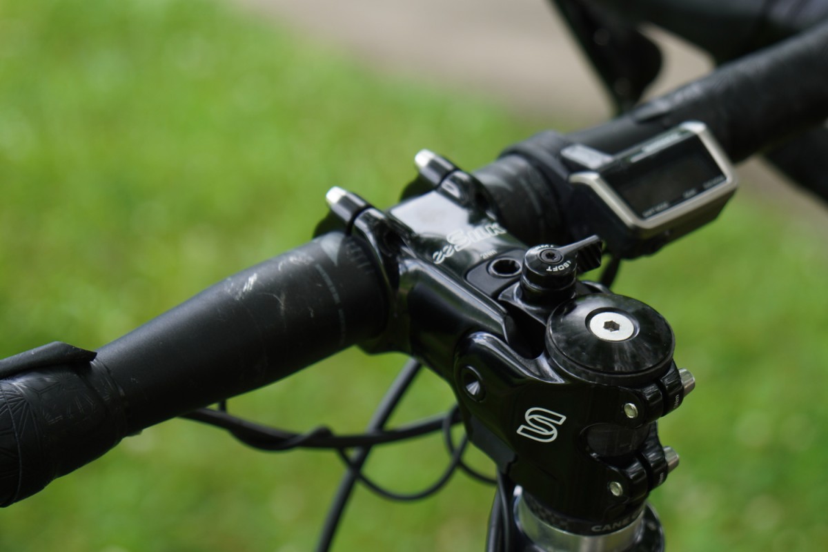 グラベルライドが3倍楽しくなる!! CANECREEK ee SILK STEM - CANECREEK