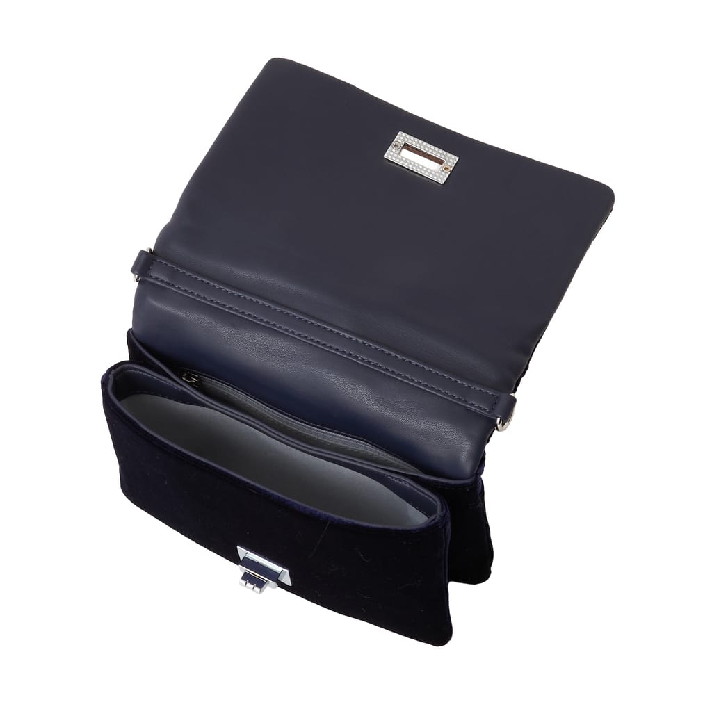 靴・バッグのダイアナ通販サイト ｜ KB5709H: バッグ 【dianashoes.com】