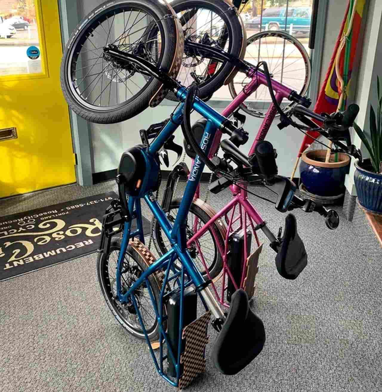 リカンベントバイク屋が考えたミニベロ － 膝が痛くならず、足つき性の