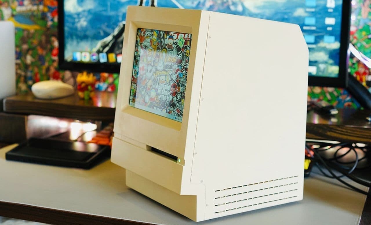Macintosh型Windows PC販売中！ 外観は1984年のMacintoshだけど中身は