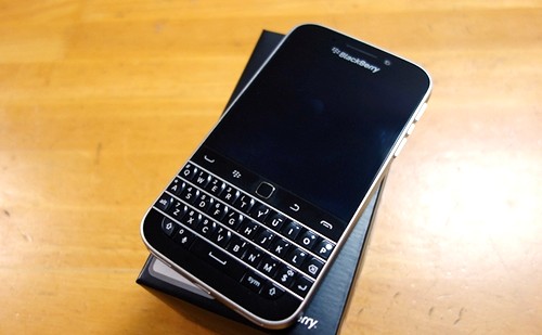 格安SIM対応した新生「BlackBerry Classic」レビュー：SIM通 - ITmedia