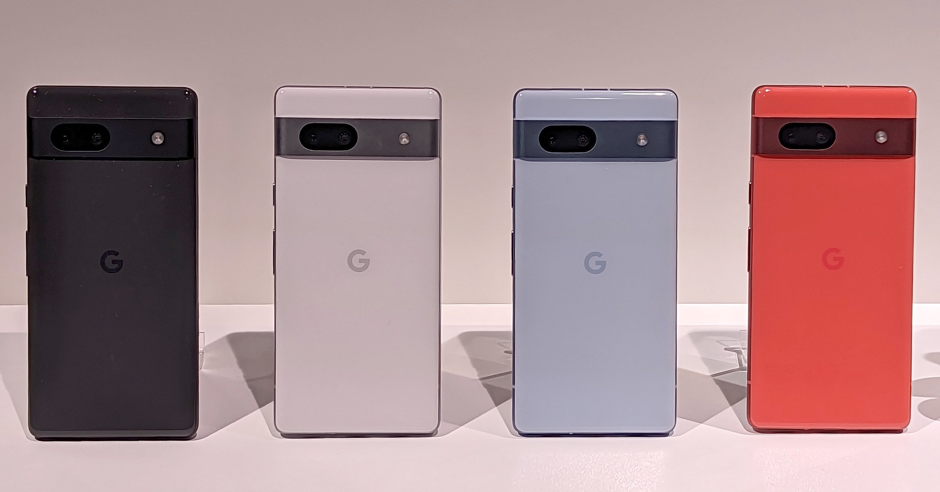 Googleがお手頃スマホ「Pixel 7a」を発売 直販価格は6万2700円 ドコモ