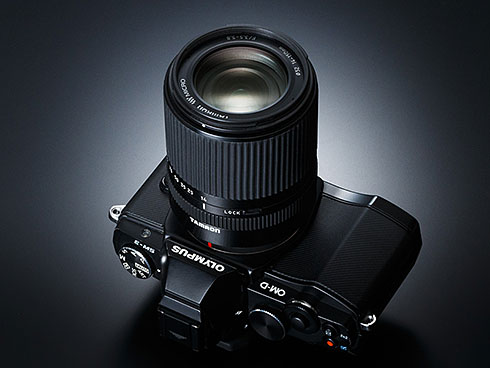 高倍率ズームで迫る金属フェティシズム――タムロン「14-150mm F/3.5-5.8
